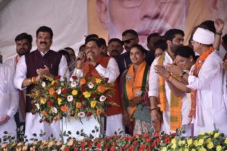 Congress MLA Nirmala Join BJP