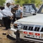 जनपद CEO की सरकारी गाड़ी ने मारी चाट के ठेले में टक्कर