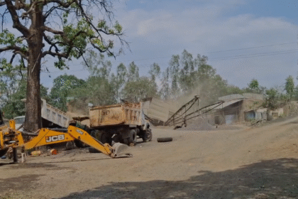 जय माता दी स्टोन क्रेशर से ग्रामीणों को मिल रही धीमी मौत